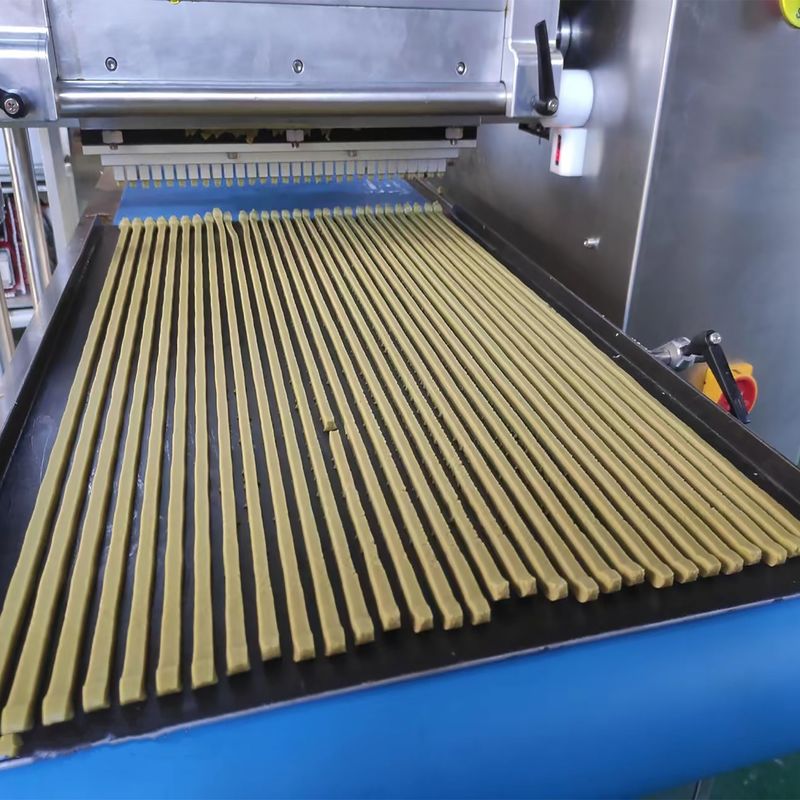 Les fabricants produisent des ventes directes de 304 machine automatique à biscuits